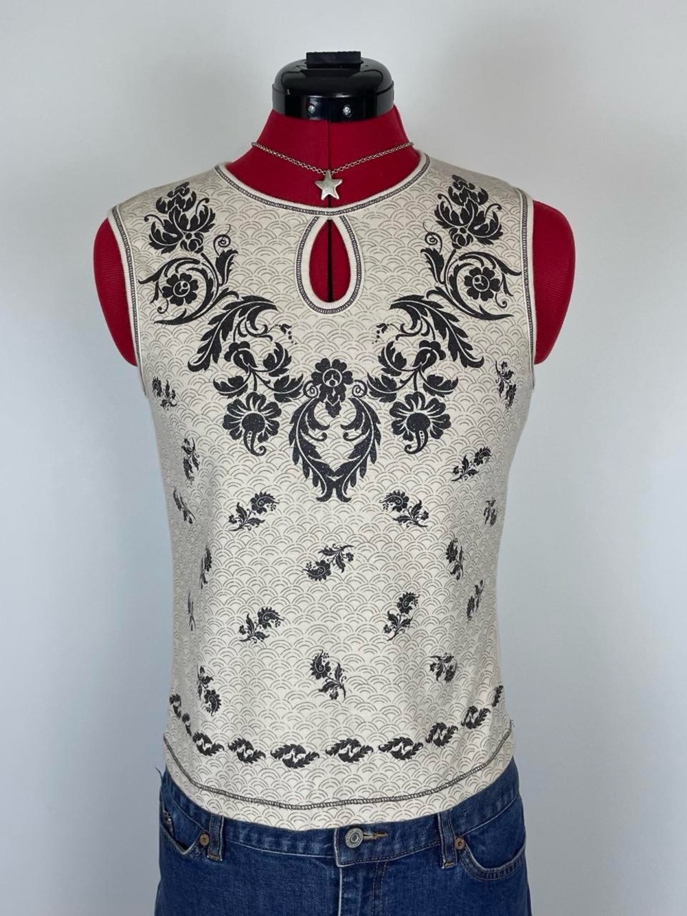 Y2K Graphic Keyhole Tank Top